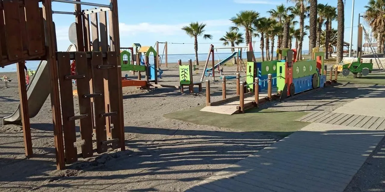 Calle Gabarra A 150 M De La Playa Apartment Torre Del Mar Spain